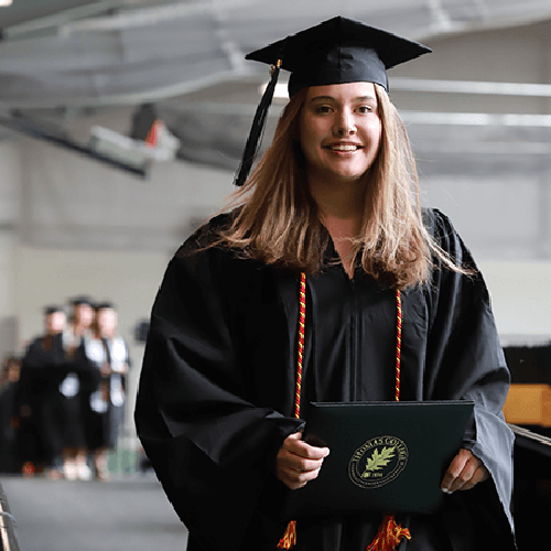 Madison Edwards '23, MBA 24, Business