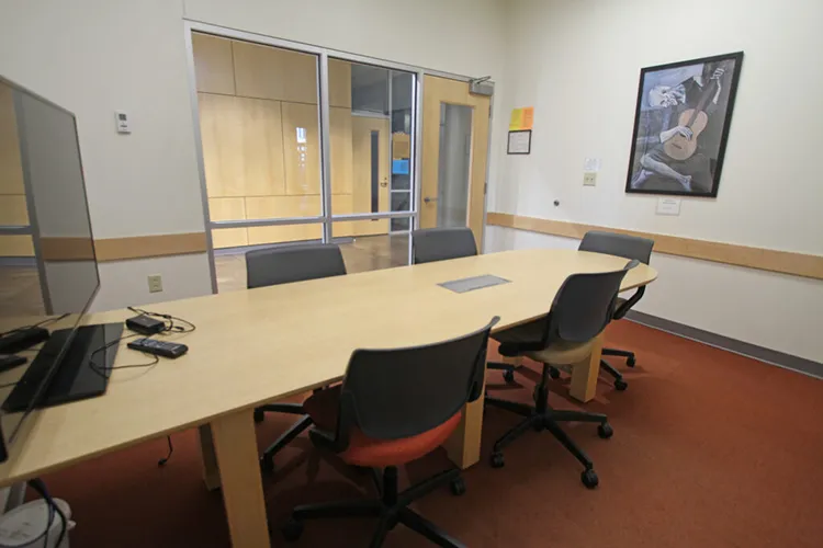 Study Rooms View 3