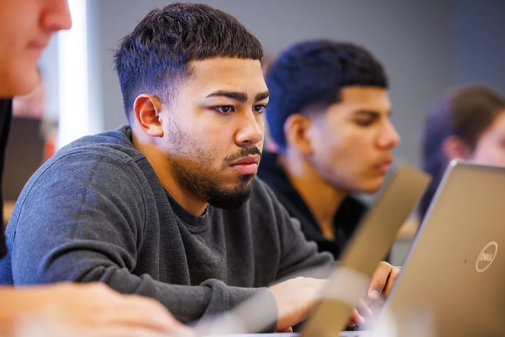 Students learn the best ways to use AI and incorporate it in their business research