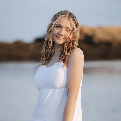 Lauren Hodgkins, Student Ambassador